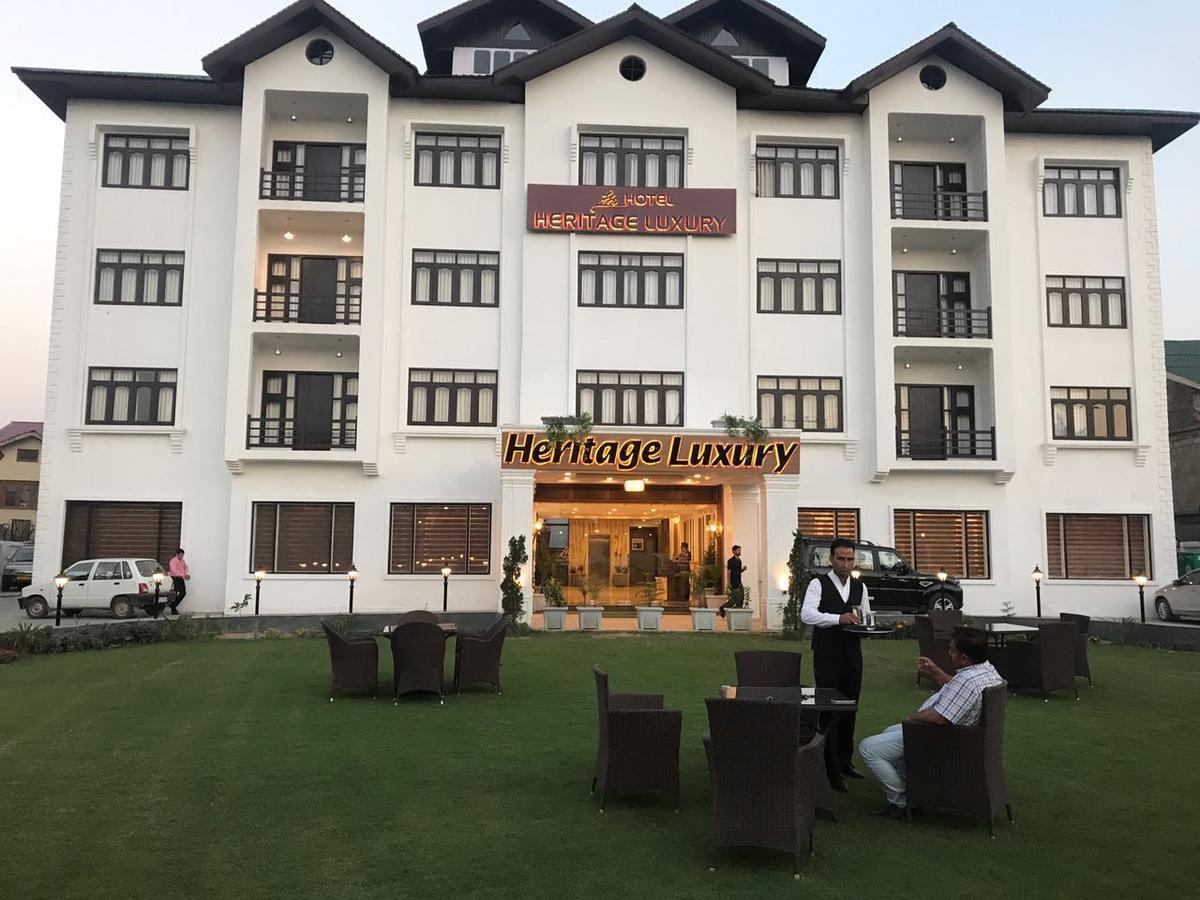 Heritage Luxury ศรีนาการ์ ภายนอก รูปภาพ