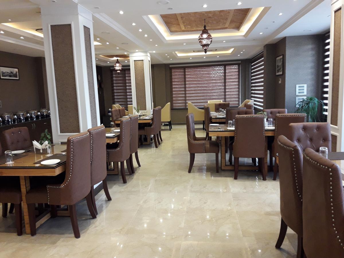 Heritage Luxury ศรีนาการ์ ภายนอก รูปภาพ