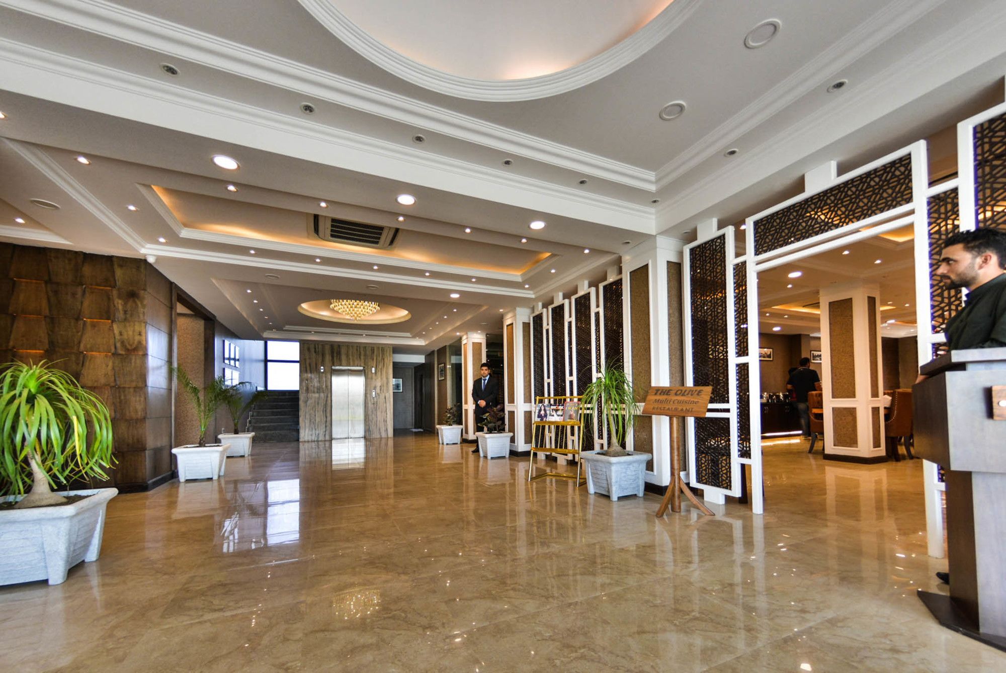 Heritage Luxury ศรีนาการ์ ภายนอก รูปภาพ
